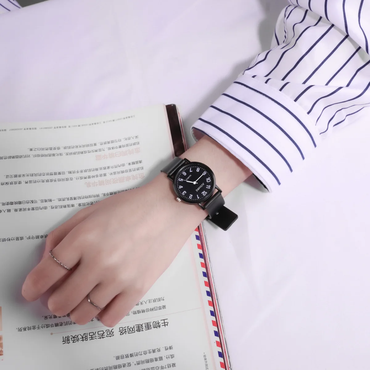 Simple Black Watch Quartz Watc - Silicone Band Women のレビューと価格